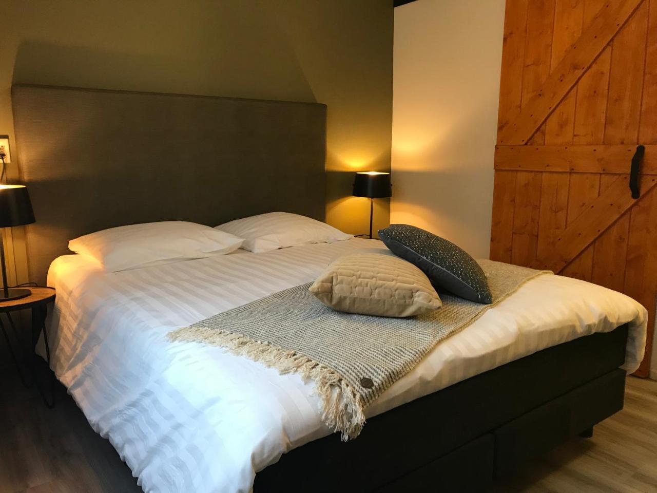 Bed & Breakfast Van Marion Остворне Екстер'єр фото